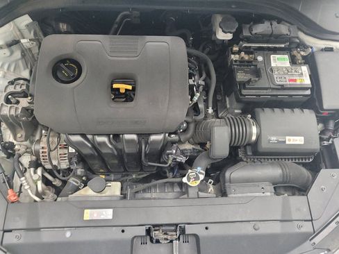 Used 2019 Hyundai Elantra SEL FWD image 30