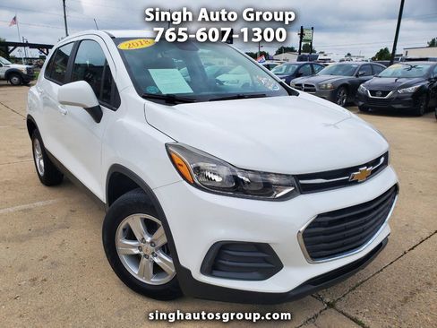 Used 2018 Chevrolet Trax LS AWD/4WD image 1