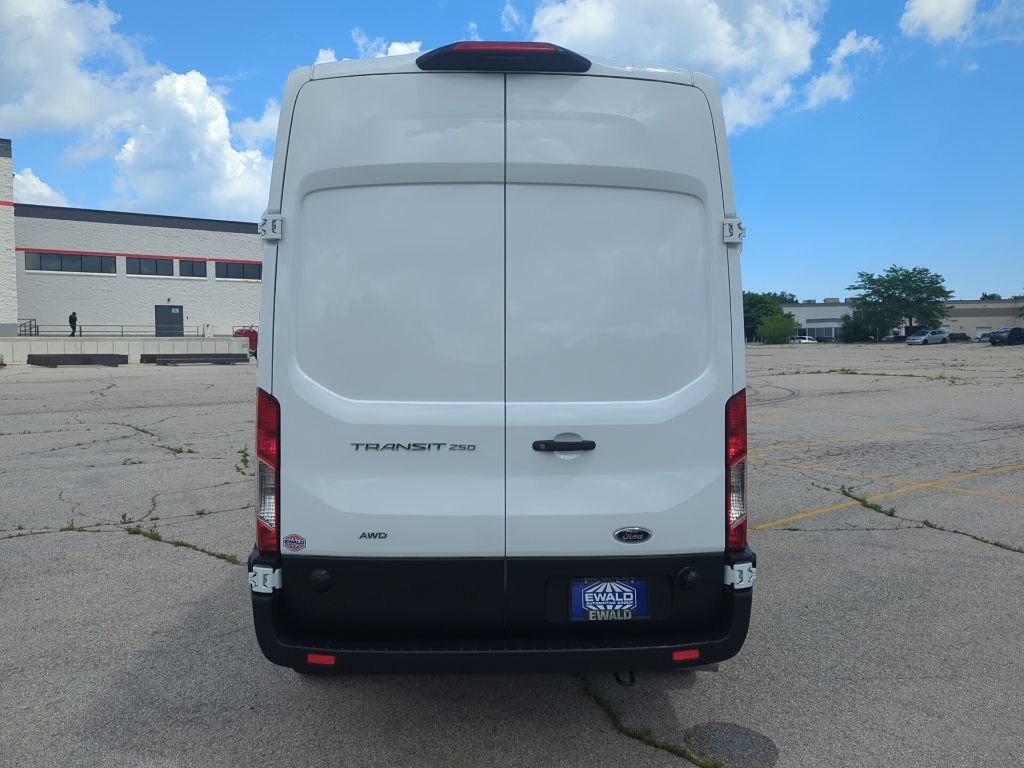 Used 2025 Ford Transit 250 148 High Roof AWD image 7