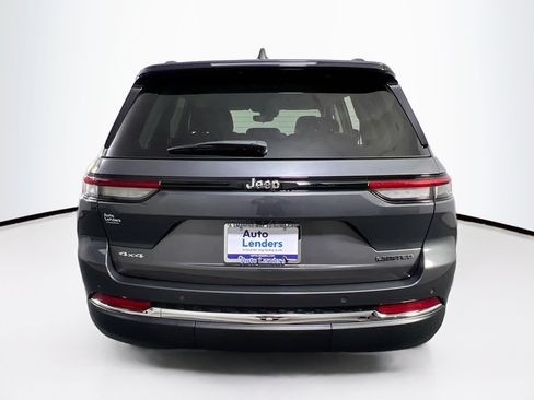 Used 2023 Jeep Grand Cherokee Limited AWD/4WD image 6