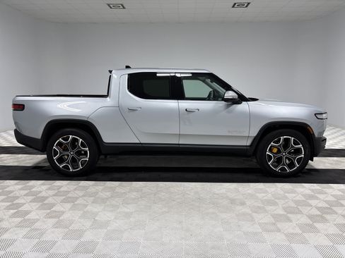 Used 2023 Rivian R1T Adventure image 6