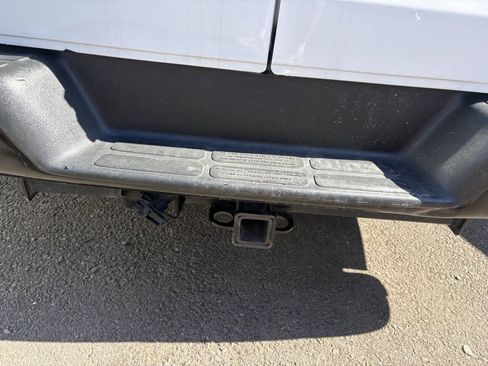 Used 2016 Chevrolet Express 2500 w/ Cold Climate Package RWD image 9