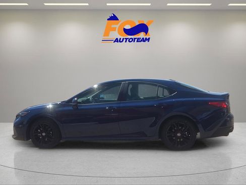 New 2026 Toyota Camry SE image 2