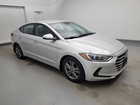 Used 2018 Hyundai Elantra SEL FWD image 11