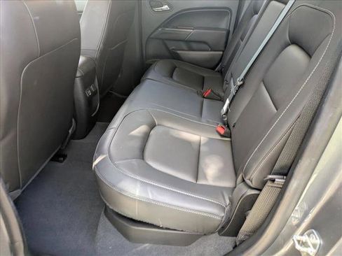 Used 2022 Chevrolet Colorado LT w/ Redline Special Edition image 17