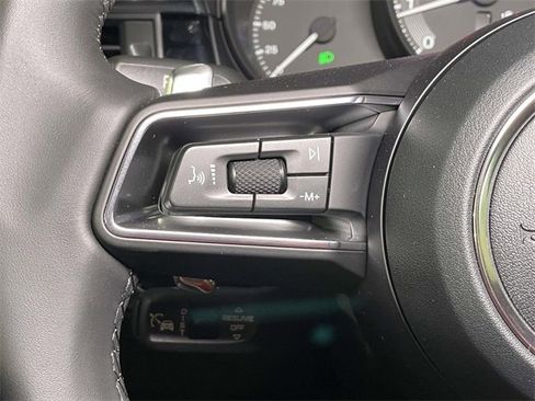 New 2026 Porsche Macan image 38