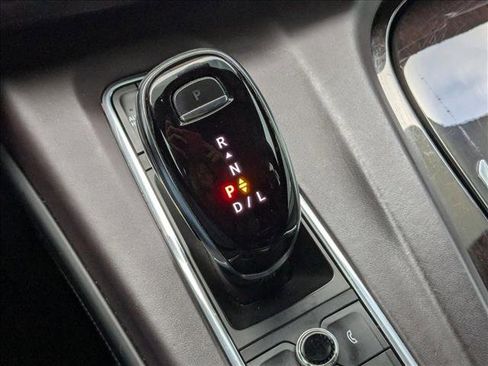 Used 2021 Cadillac Escalade Sport Platinum image 12