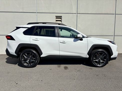 Used 2022 Toyota RAV4 Adventure image 2
