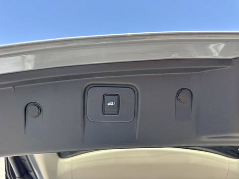 Used 2024 Nissan Murano SL FWD image 33