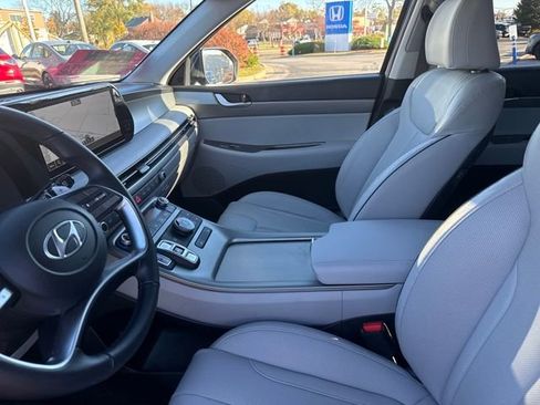 Certified 2023 Hyundai Palisade SEL image 13