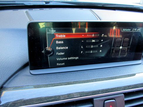 Used 2017 BMW 330i Sedan image 58