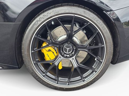 Used 2025 Mercedes-Benz AMG GT 63 image 32