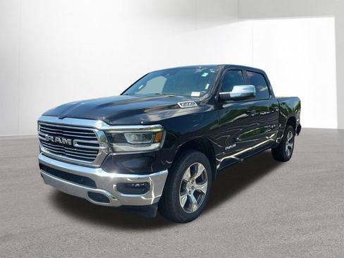 Used 2024 RAM 1500 Laramie AWD/4WD image 12