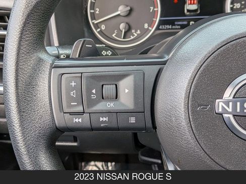 Certified 2023 Nissan Rogue S FWD image 17