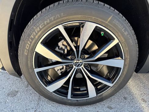 New 2026 Volkswagen Atlas SEL Premium R-Line AWD/4WD image 9