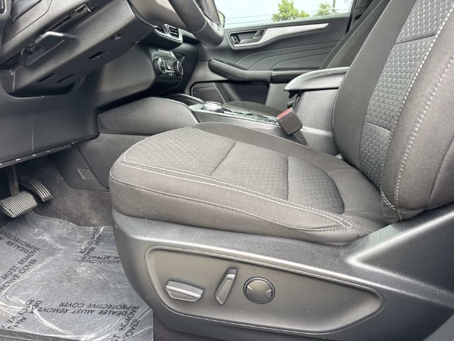Used 2023 Ford Escape Active w/ Cold Weather Package FWD image 16