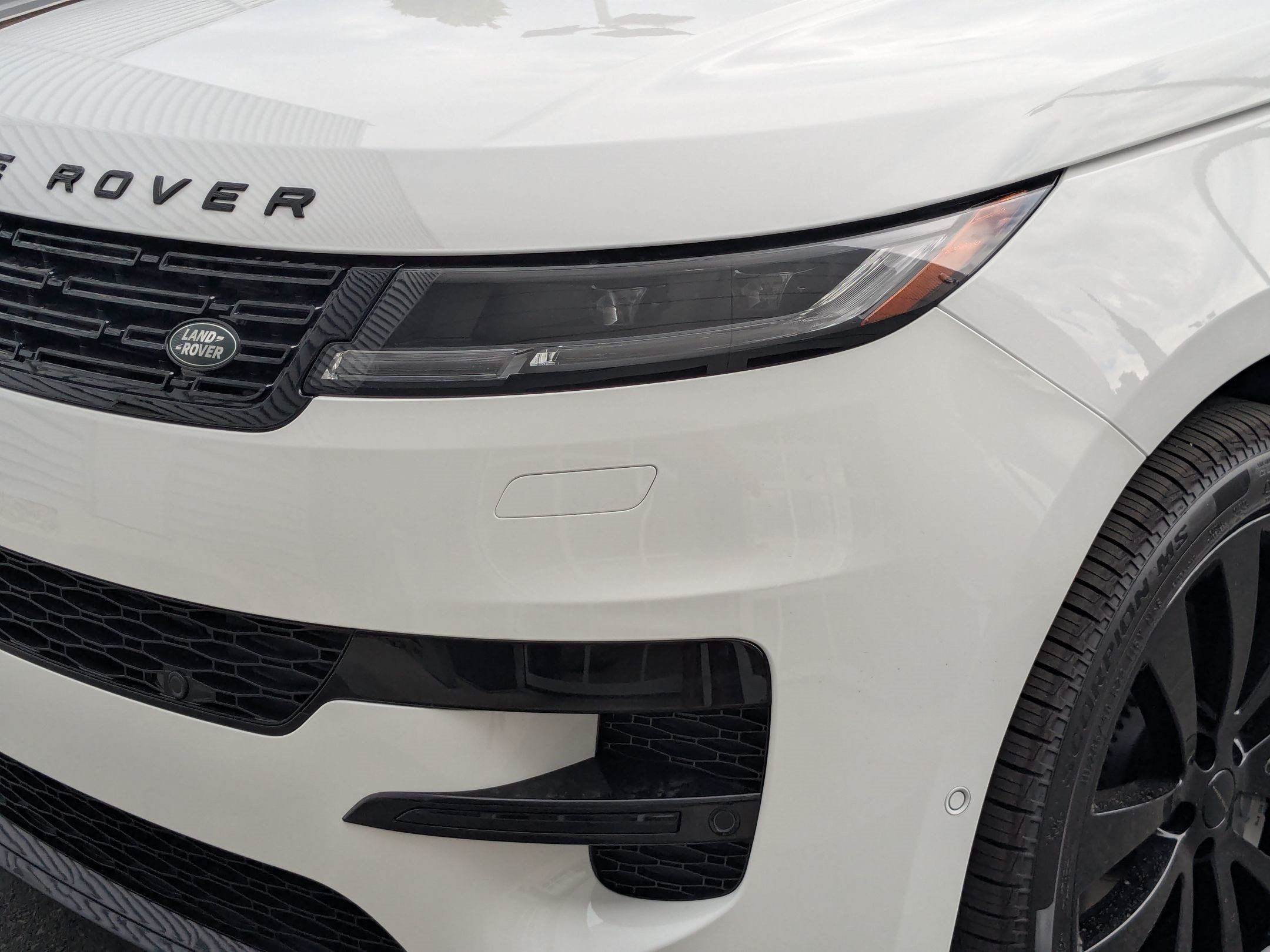 New 2026 Land Rover Range Rover Sport Dynamic SE AWD/4WD image 9