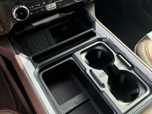 New 2025 Ford F350 King Ranch w/ FX4 Off-Road Package image 39