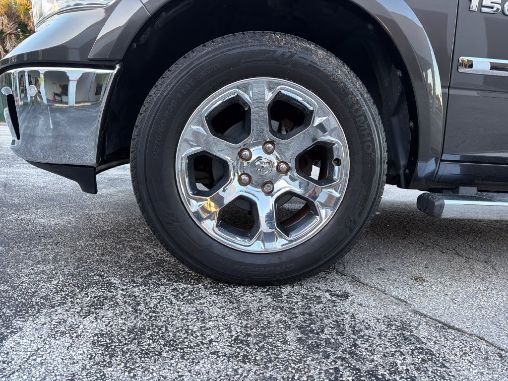 Used 2017 RAM 1500 Laramie w/ Convenience Group AWD/4WD image 13