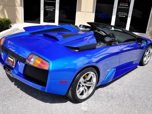 Used 2006 Lamborghini Murcielago Roadster AWD/4WD image 33