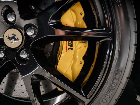 Used 2013 Ferrari California RWD image 26