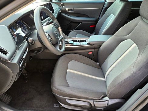 Used 2022 Hyundai Sonata SE image 12