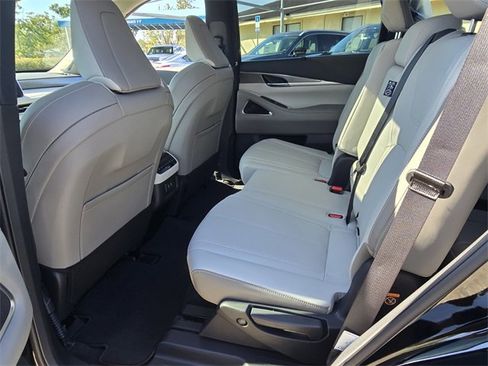 New 2026 INFINITI QX60 Luxe w/ Cargo Package image 6