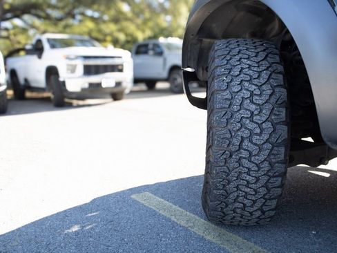 Used 2013 Ford F150 Raptor w/ Luxury Equipment Group image 7