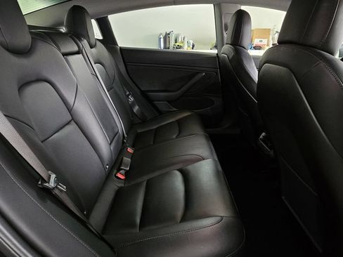 Used 2018 Tesla Model 3 Long Range RWD image 15