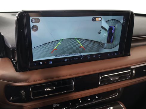 New 2026 Lincoln Aviator Reserve RWD image 6