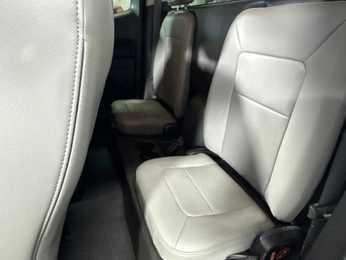 Used 2019 Chevrolet Colorado W/T w/ WT Convenience Package AWD/4WD image 18