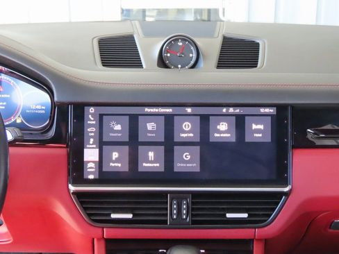 Used 2019 Porsche Cayenne image 5