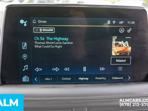 Used 2022 Chevrolet Suburban High Country image 40