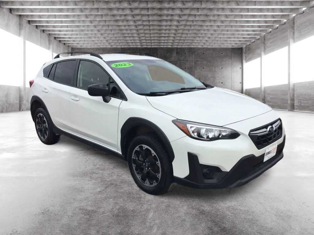 Used 2023 Subaru Crosstrek 2.0i AWD/4WD image 3