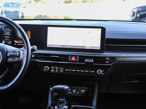 Used 2025 Kia K5 GT-Line w/ GT-Line Premium Package image 14