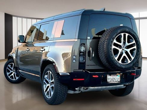Certified 2025 Land Rover Defender 110 X image 4