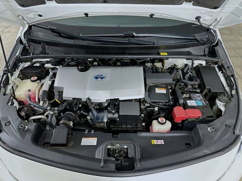 Used 2018 Toyota Prius Prime Premium w/ Protection Package image 32