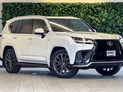 Used 2026 Lexus LX 600 F Sport w/ Accessory Package (Z1)