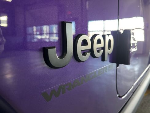 New 2026 Jeep Wrangler Moab image 17