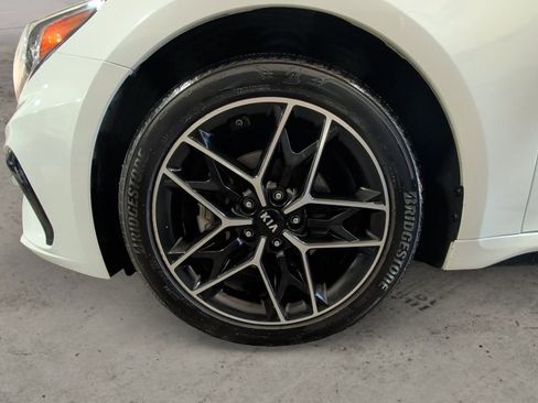 Used 2020 Kia Optima SE FWD image 14