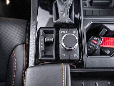 New 2026 Toyota Tundra SR5 AWD/4WD image 28