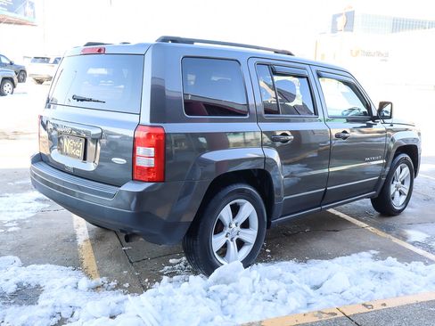 Used 2016 Jeep Patriot Latitude image 5