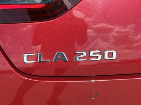 Used 2025 Mercedes-Benz CLA 250 image 21