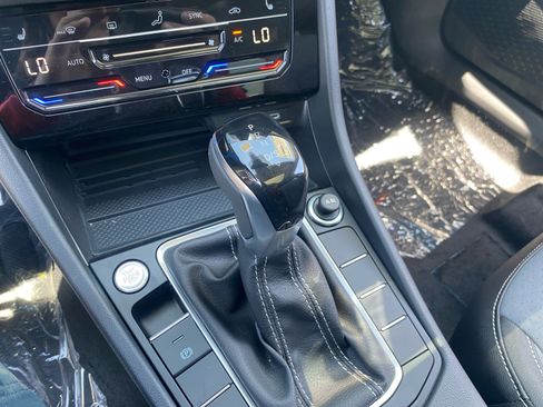 New 2025 Volkswagen Jetta SE image 15