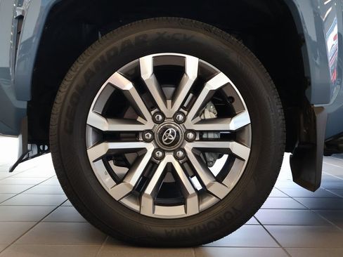 Used 2026 Toyota 4Runner 4WD image 14