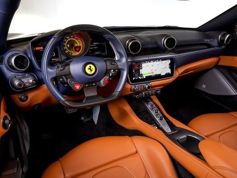 Certified 2022 Ferrari Portofino M RWD image 5