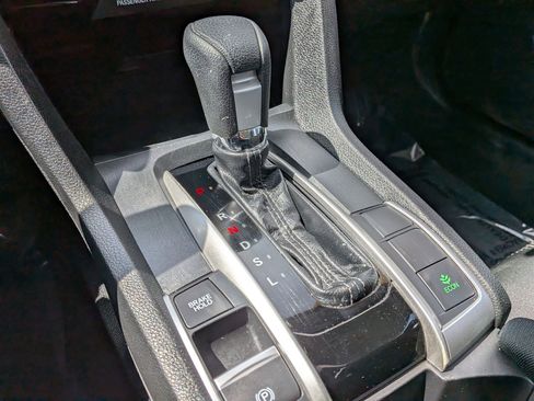 Certified 2018 Honda Civic EX image 19