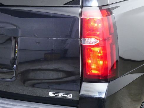 Used 2017 Chevrolet Tahoe Premier image 17