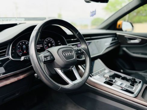 Used 2019 Audi Q8 Premium Plus w/ Premium Plus image 12