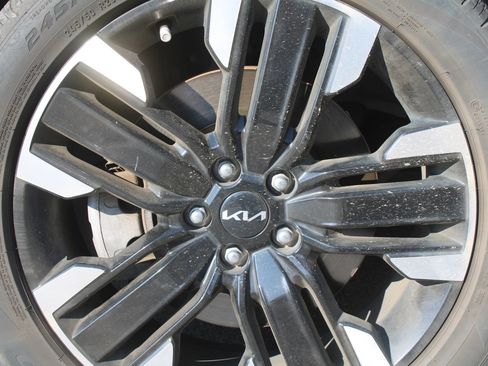 Certified 2023 Kia Telluride SX FWD image 19